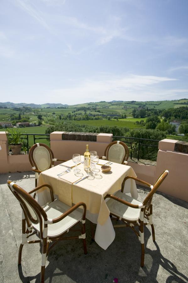 Hotel Antico Borgo Riolo Terme Eksteriør bilde