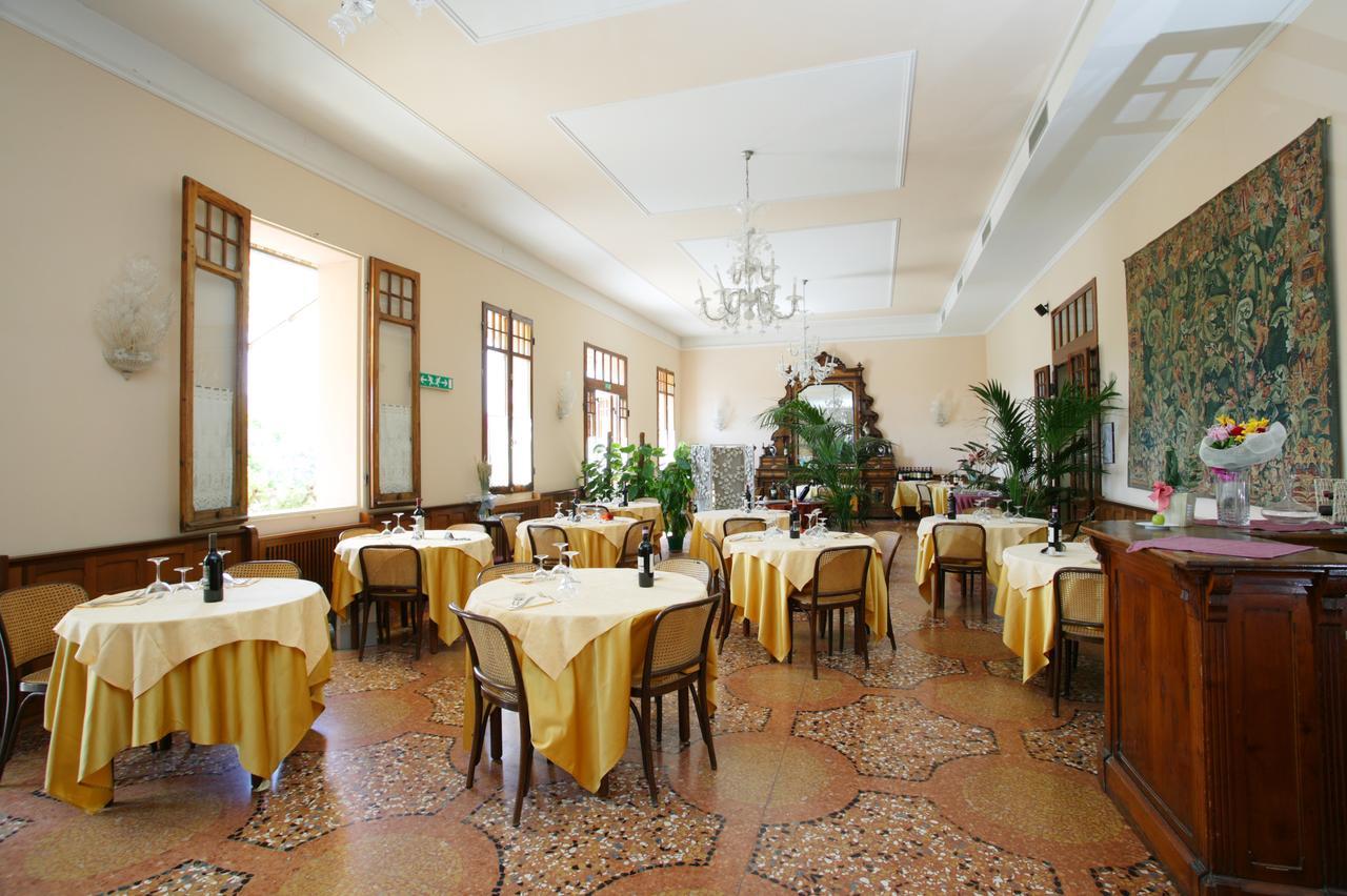Hotel Antico Borgo Riolo Terme Eksteriør bilde